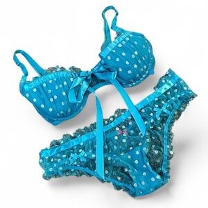 Victoria’s Secret Lingerie Set